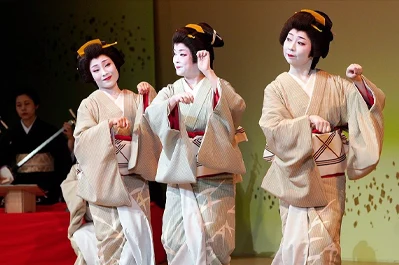 danse de geishas